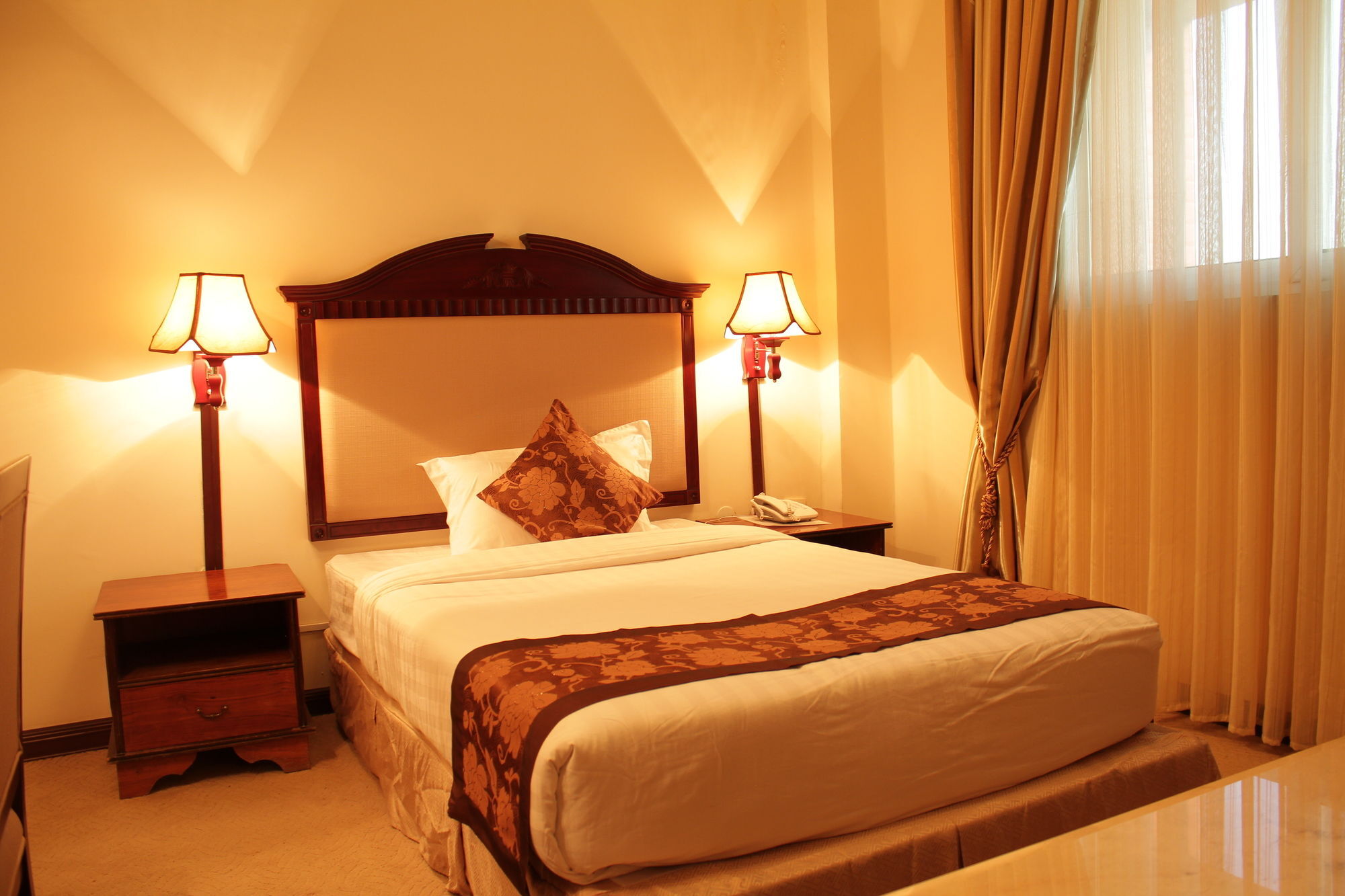 Debredamo Hotel Addis Ababa Exteriör bild